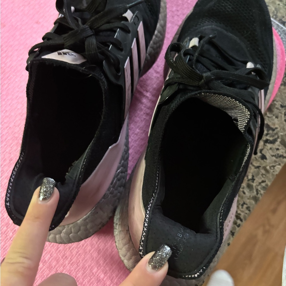 Adidas Black Sneakers with pink Stripes - Picture 8 of 9